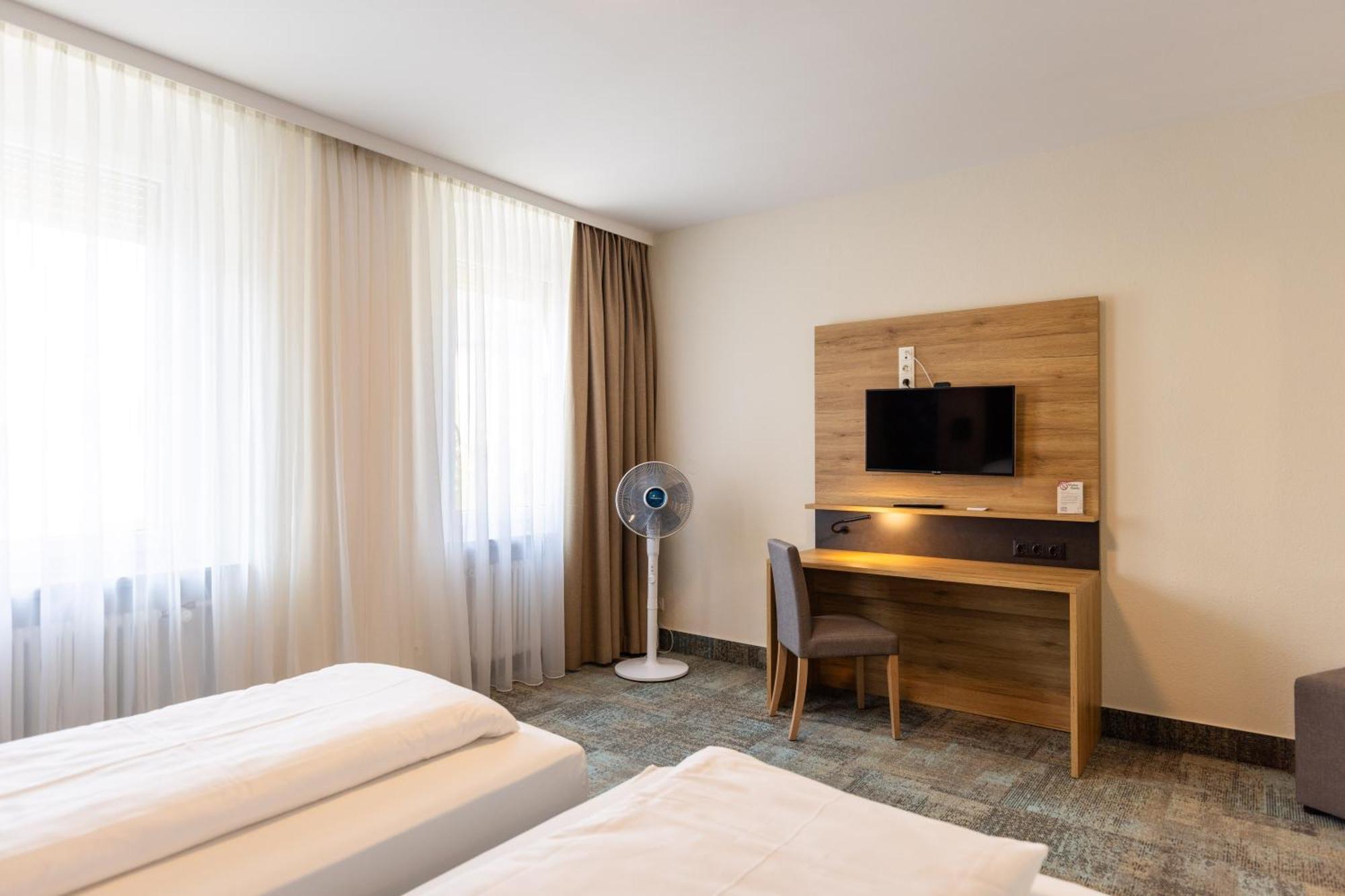 Hotel Lenz فولدا المظهر الخارجي الصورة