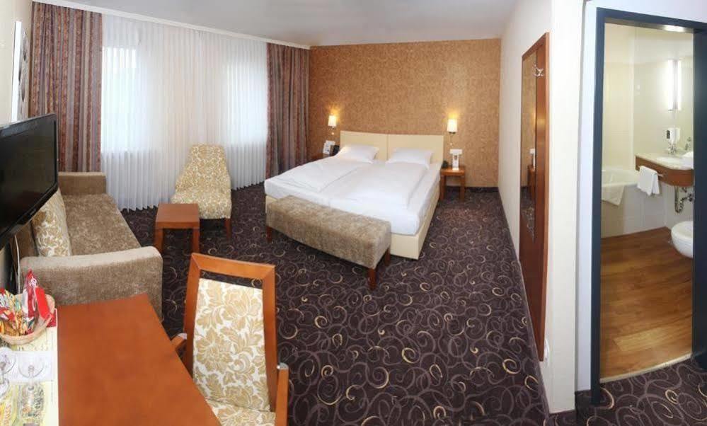 Hotel Lenz فولدا المظهر الخارجي الصورة